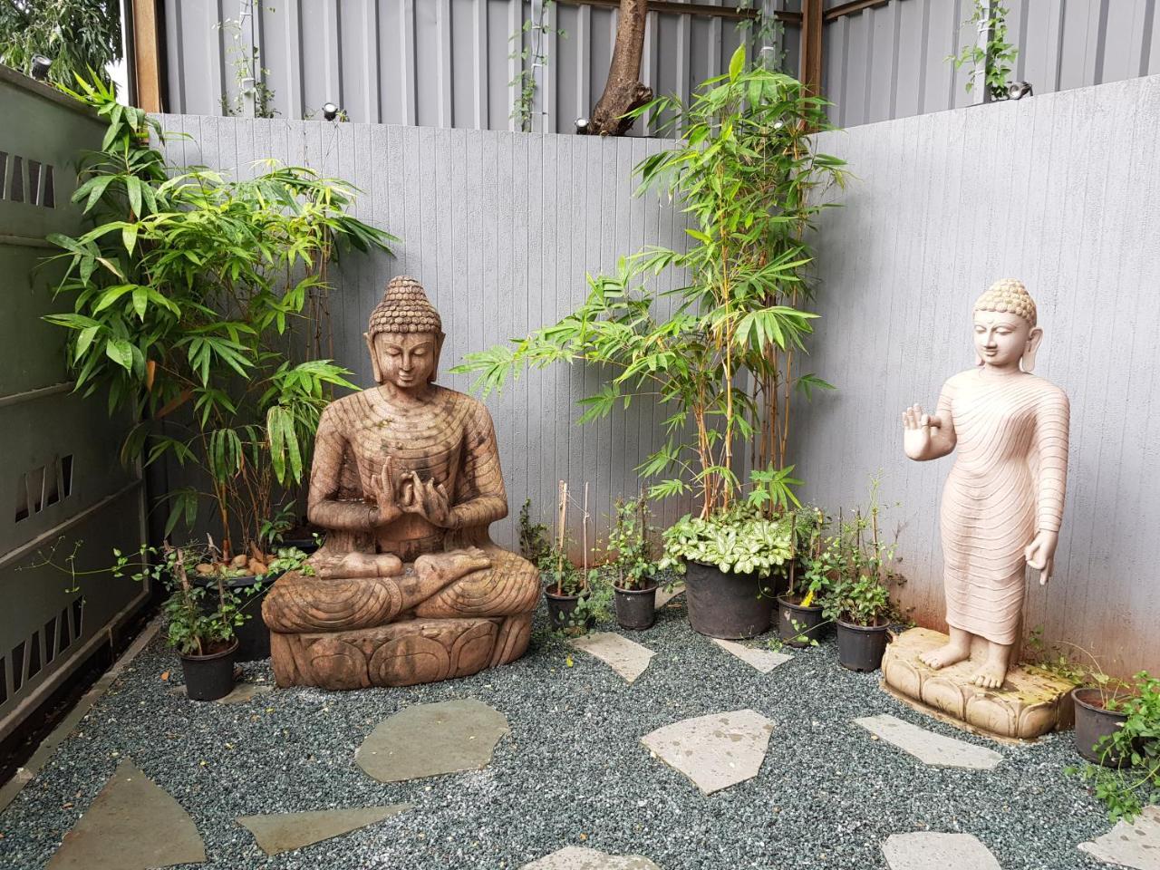 蜻蜓艺术酒店 孟买 外观 照片